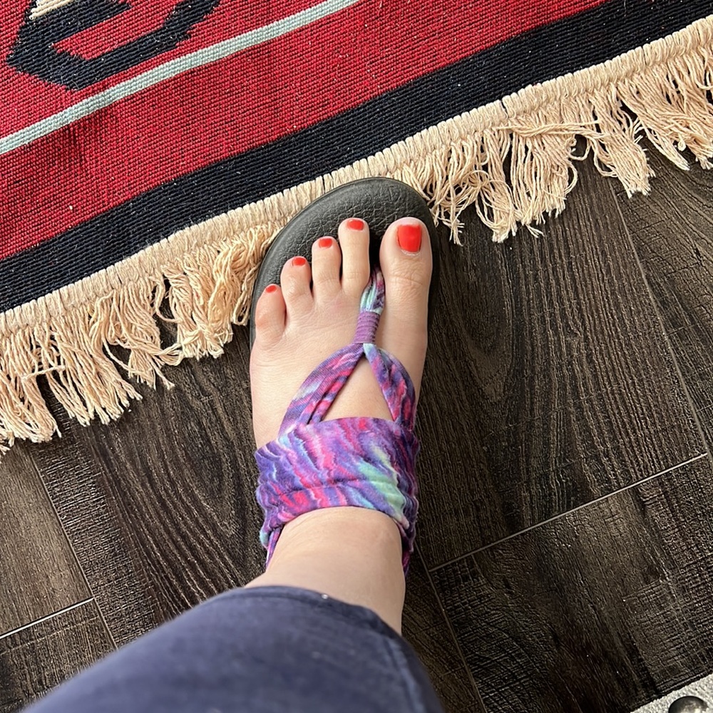 Sanuk yoga sling 2 tie dye sandals